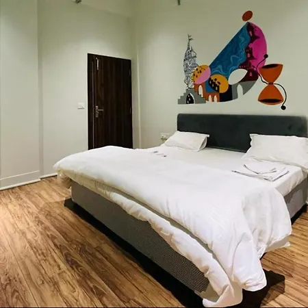 My Roomz Banaras-2